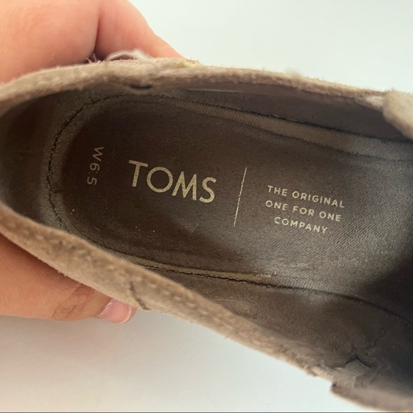 Toms Suede Loafers - Picture 8 of 14